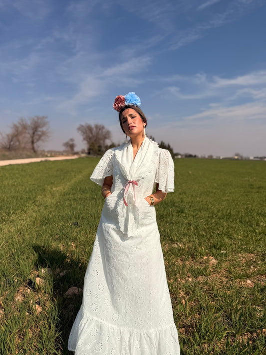 Bata Rociera Carmina Blanca