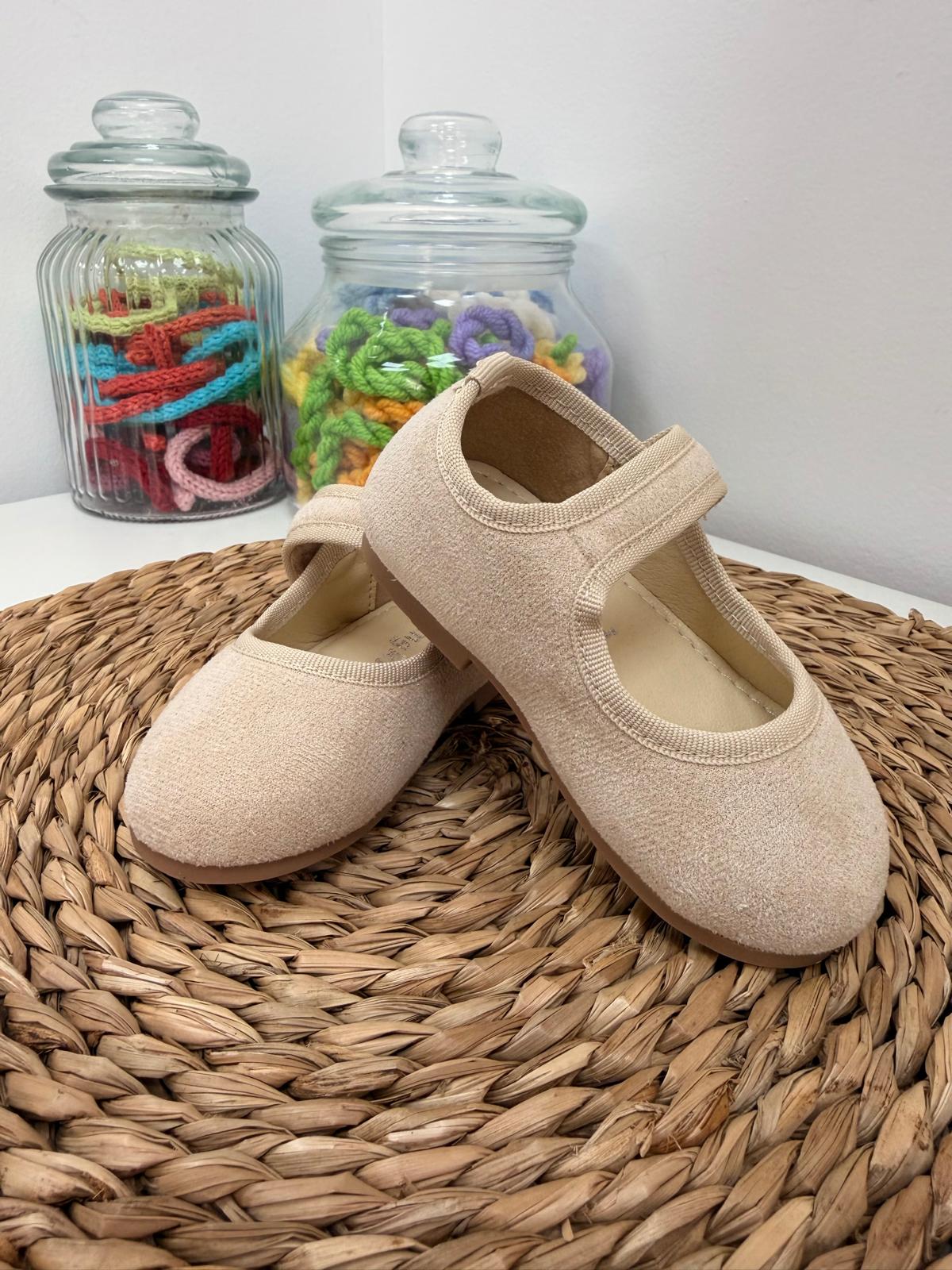 Merceditas Ante Beige