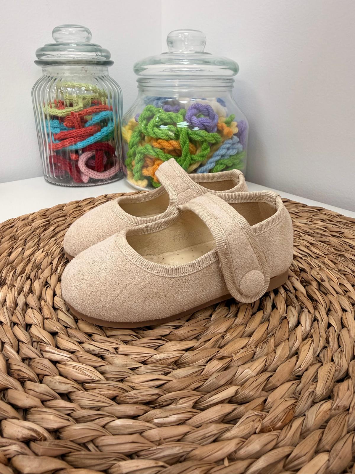 Merceditas Ante Beige