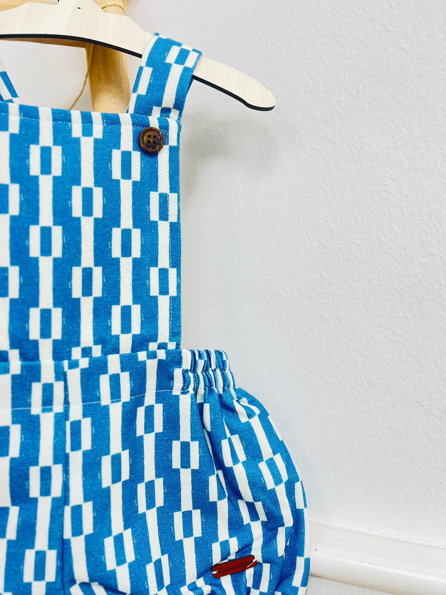 Peto Asimétrico Leo